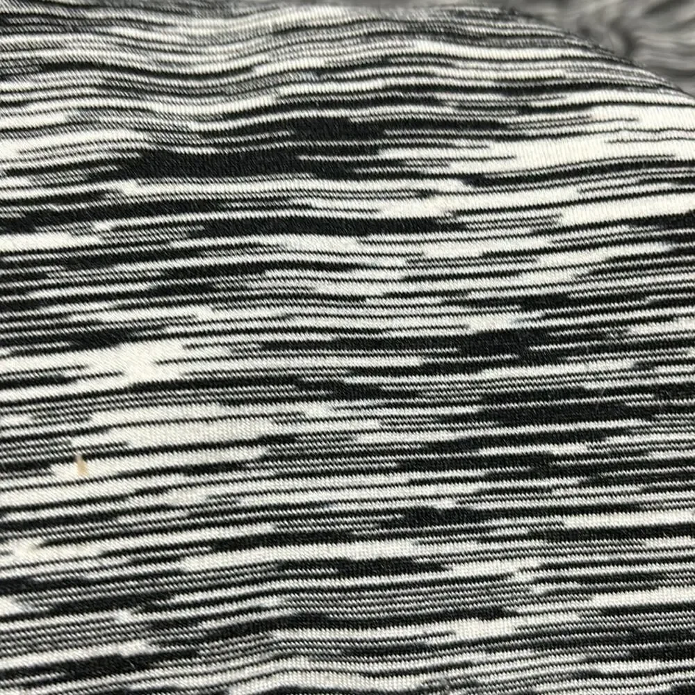 Connection 18 l/xl leggings black white horizontal strip fleece lined euc